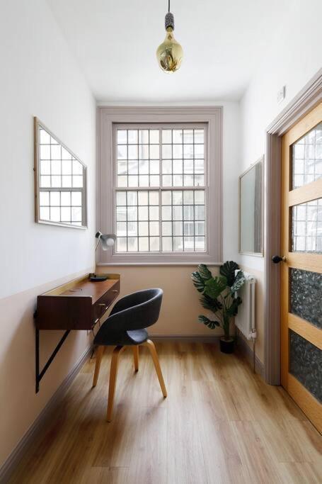 Stunning 2 Bedroom Flat 8Min Walk From The Beach Brighton Eksteriør billede