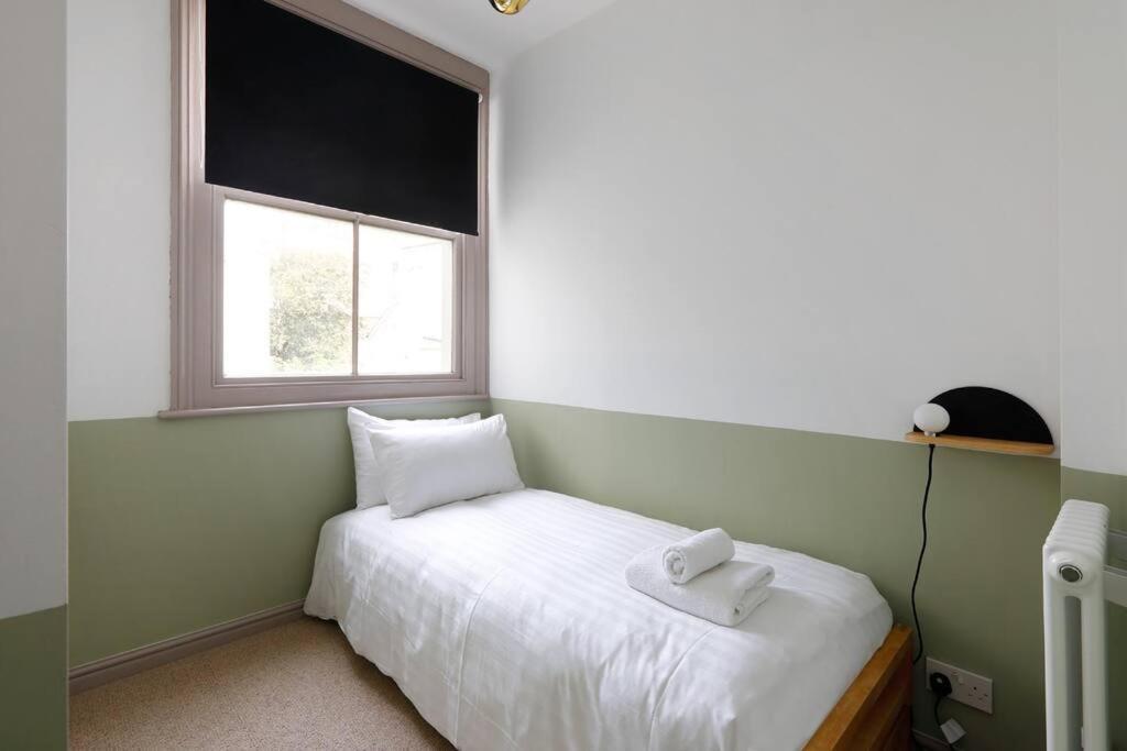 Stunning 2 Bedroom Flat 8Min Walk From The Beach Brighton Eksteriør billede